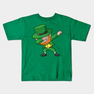 Irish Dabbing Leprechaun St Patricks Day Kids T-Shirt